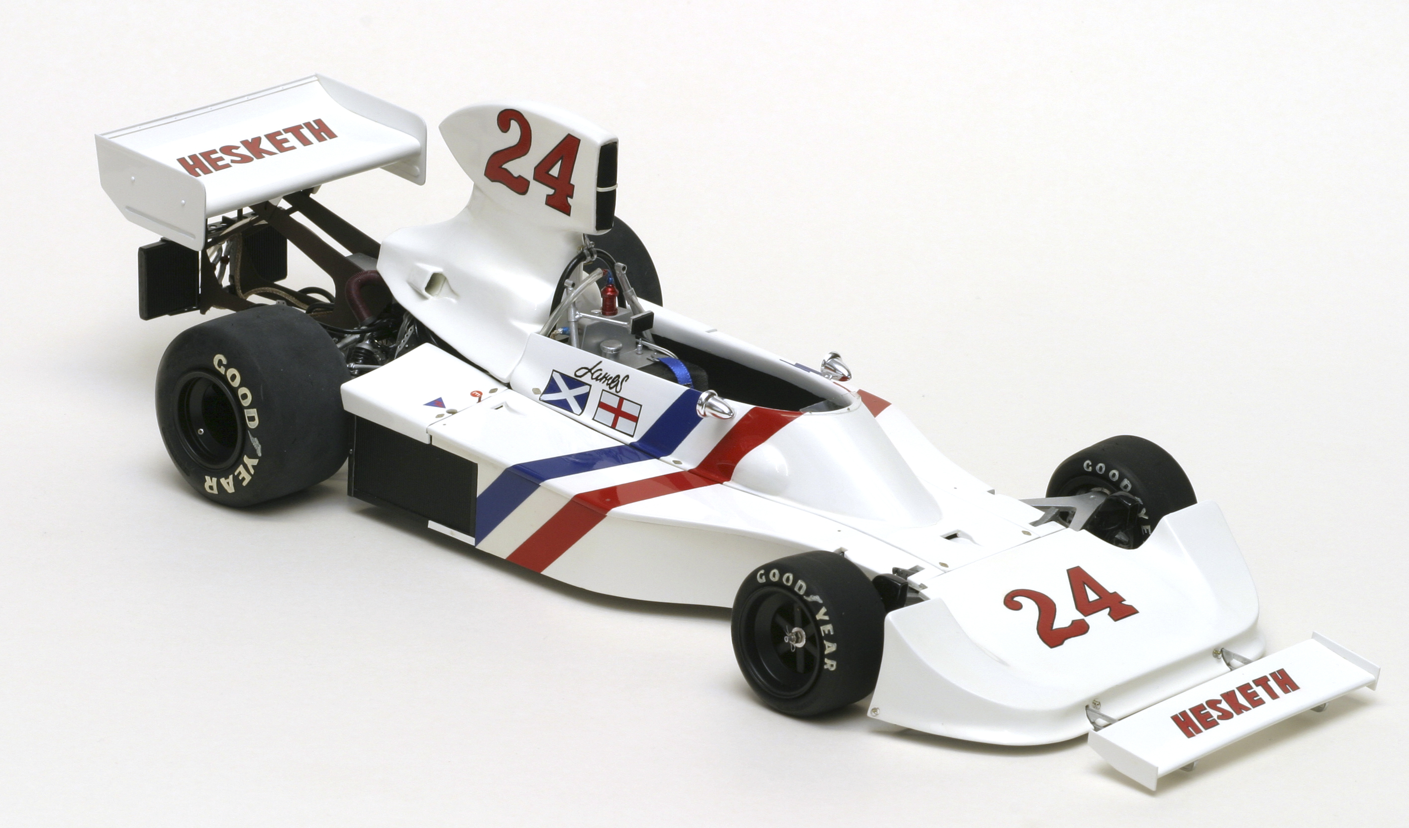 激レア　日本未発売　F1マシンコレクション　HESKETH 308B 1975年 激レア 日本未発売 F1マシンコレクション HESKETH 308B 1975年